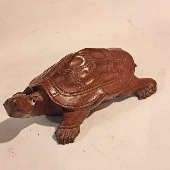3 Vintage Exotic Rosewood and wood Hand Carved  Turtle Tortoise Figurines - Picture 13 of 14